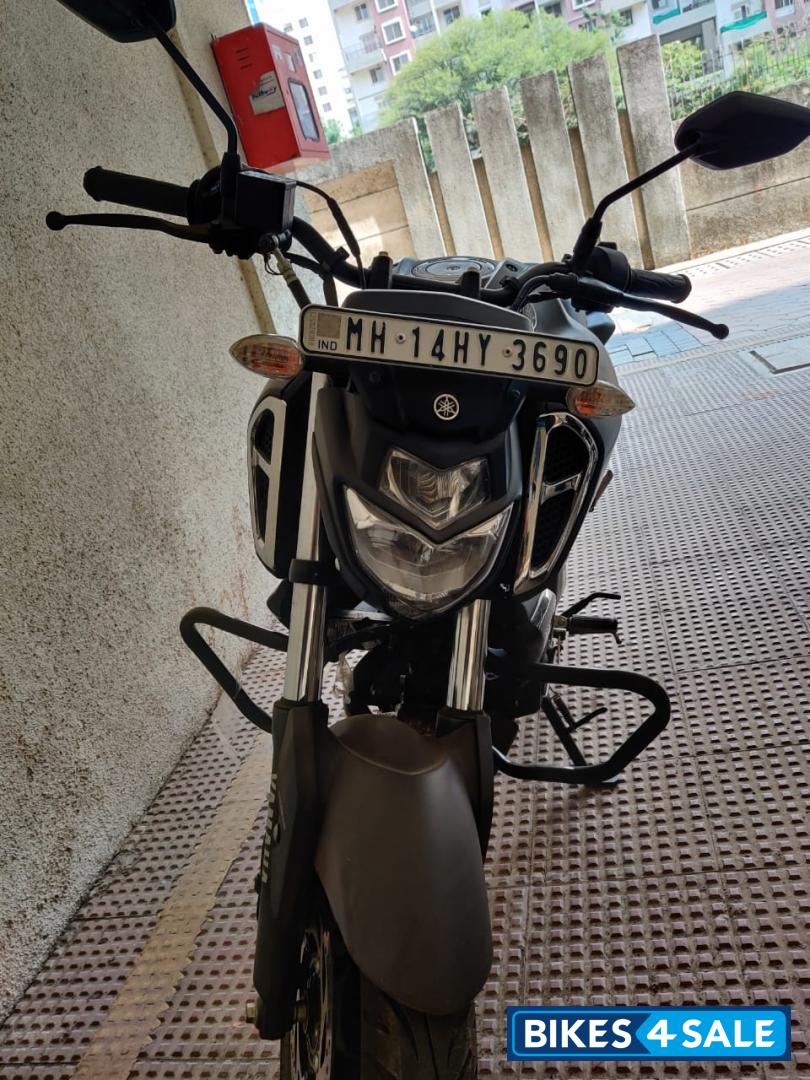 Black Yamaha FZ-S FI V3