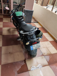 Cyan Blue Yamaha FZ25