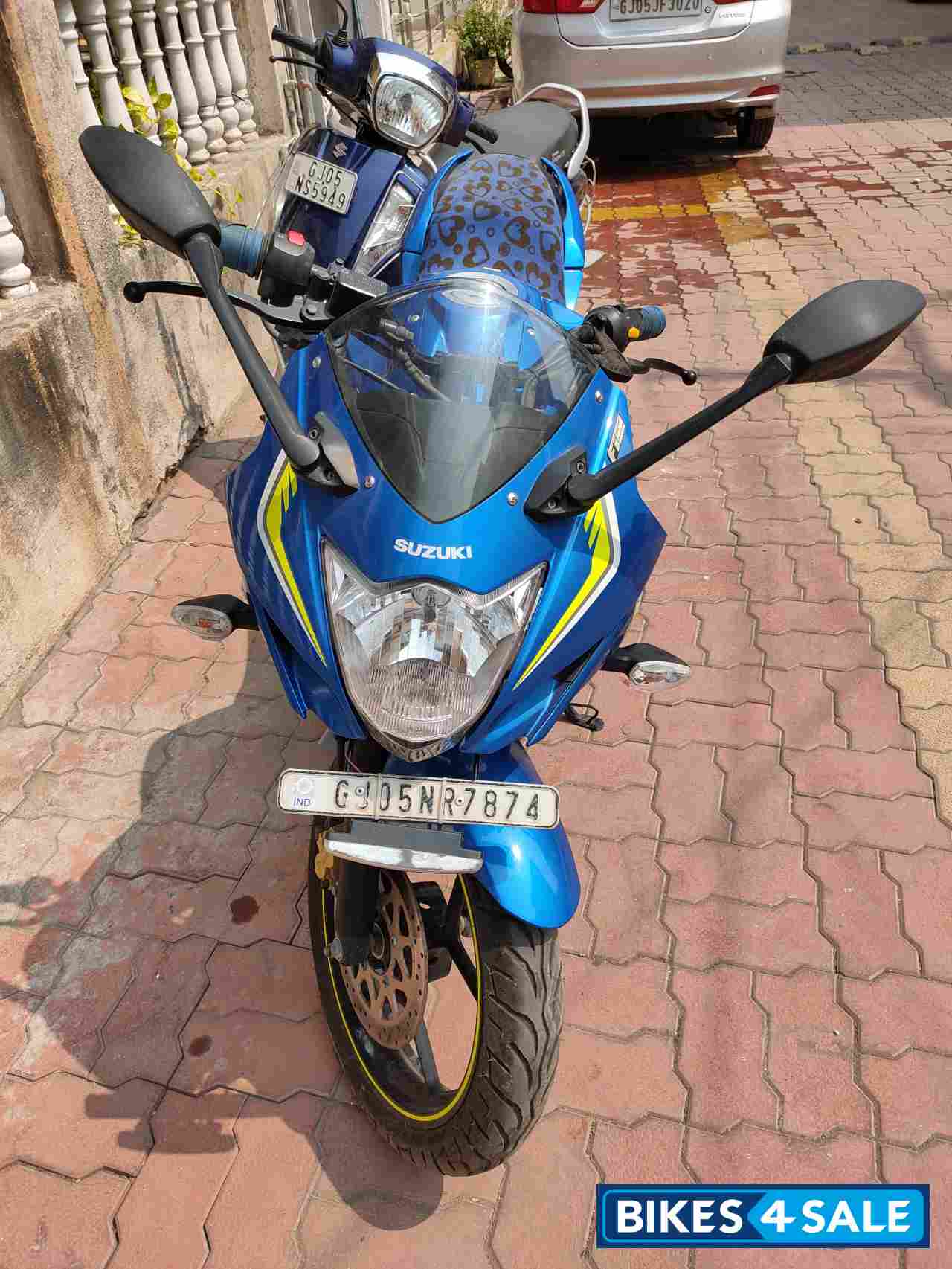 Suzuki Gixxer SF Fi