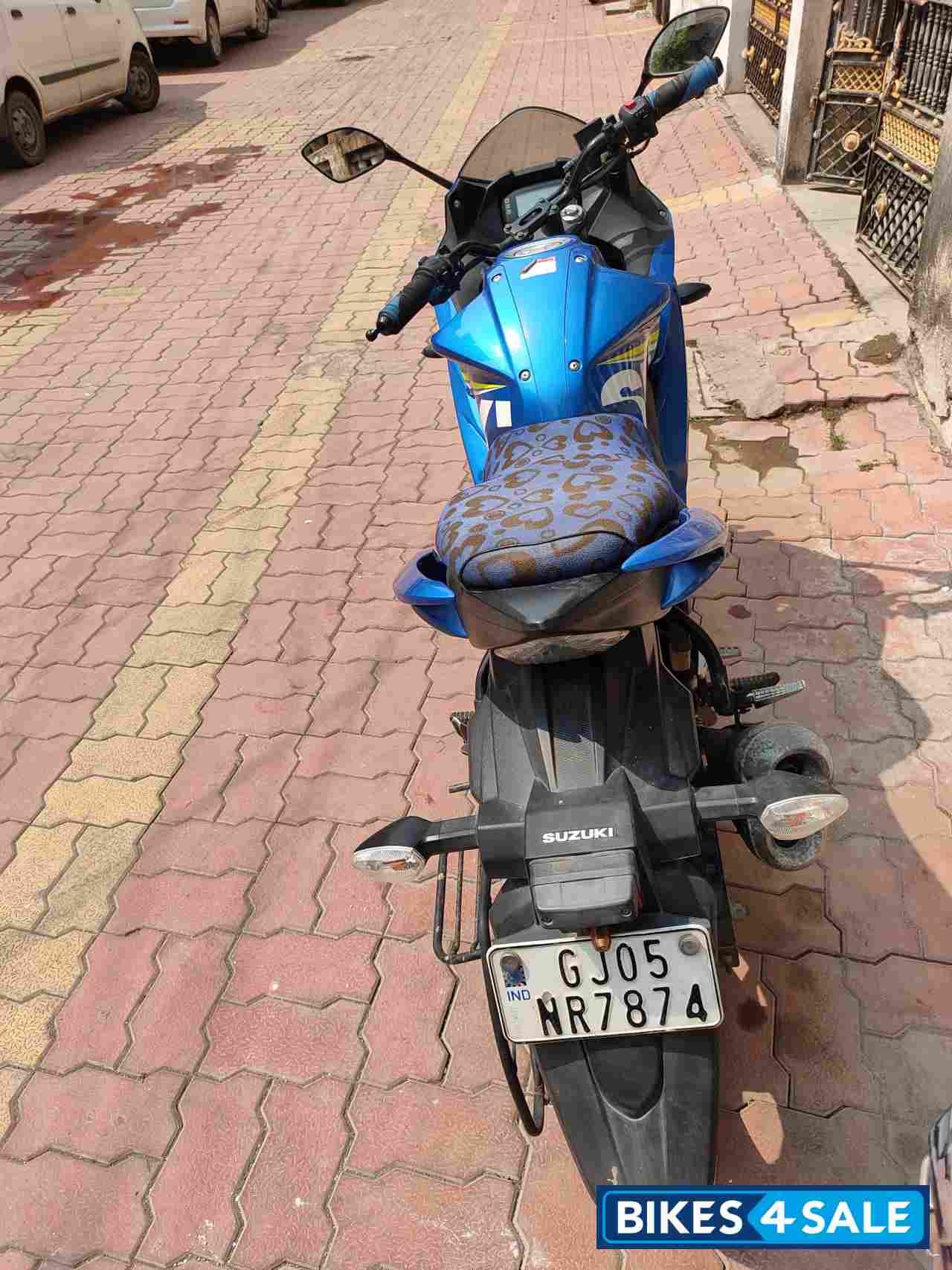 Suzuki Gixxer SF Fi