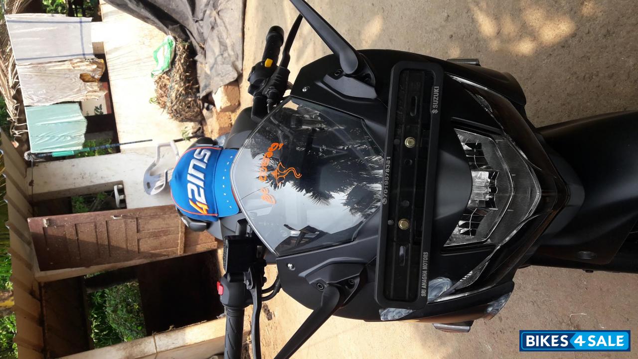 Matte Black Suzuki Gixxer SF 250 BS6