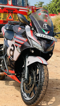 Matte Black Suzuki Gixxer SF 250 BS6