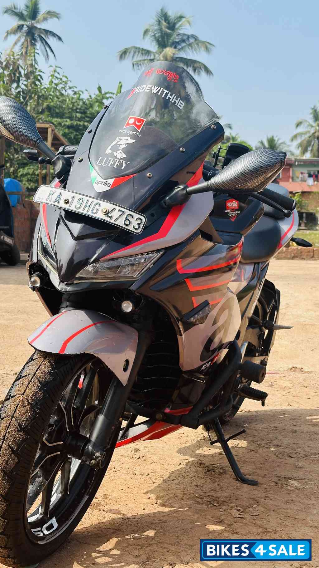 Matte Black Suzuki Gixxer SF 250 BS6