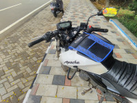 Pearl White TVS Apache RTR 200 4V ABS