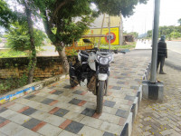 Pearl White TVS Apache RTR 200 4V ABS