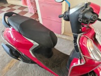 Vivid Red Yamaha Fascino 125 Fi