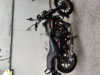 Bajaj Avenger Street 220