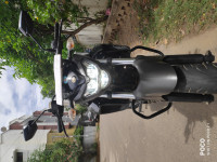 Black Yamaha FZS 25