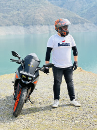 Silver Orange Metallic Color KTM RC 390 2020