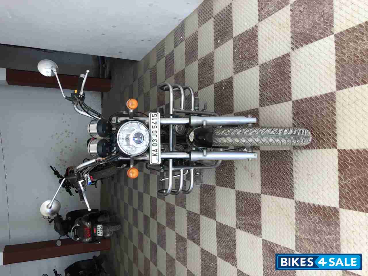 Dark Brown Royal Enfield Thunderbird 350 Dark Brown Royal Enfield Thunderbird 350