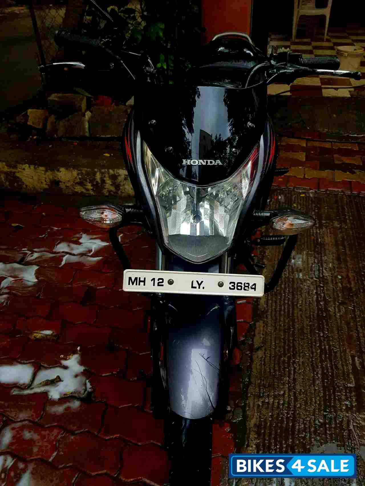 Grey Honda CB Unicorn 160