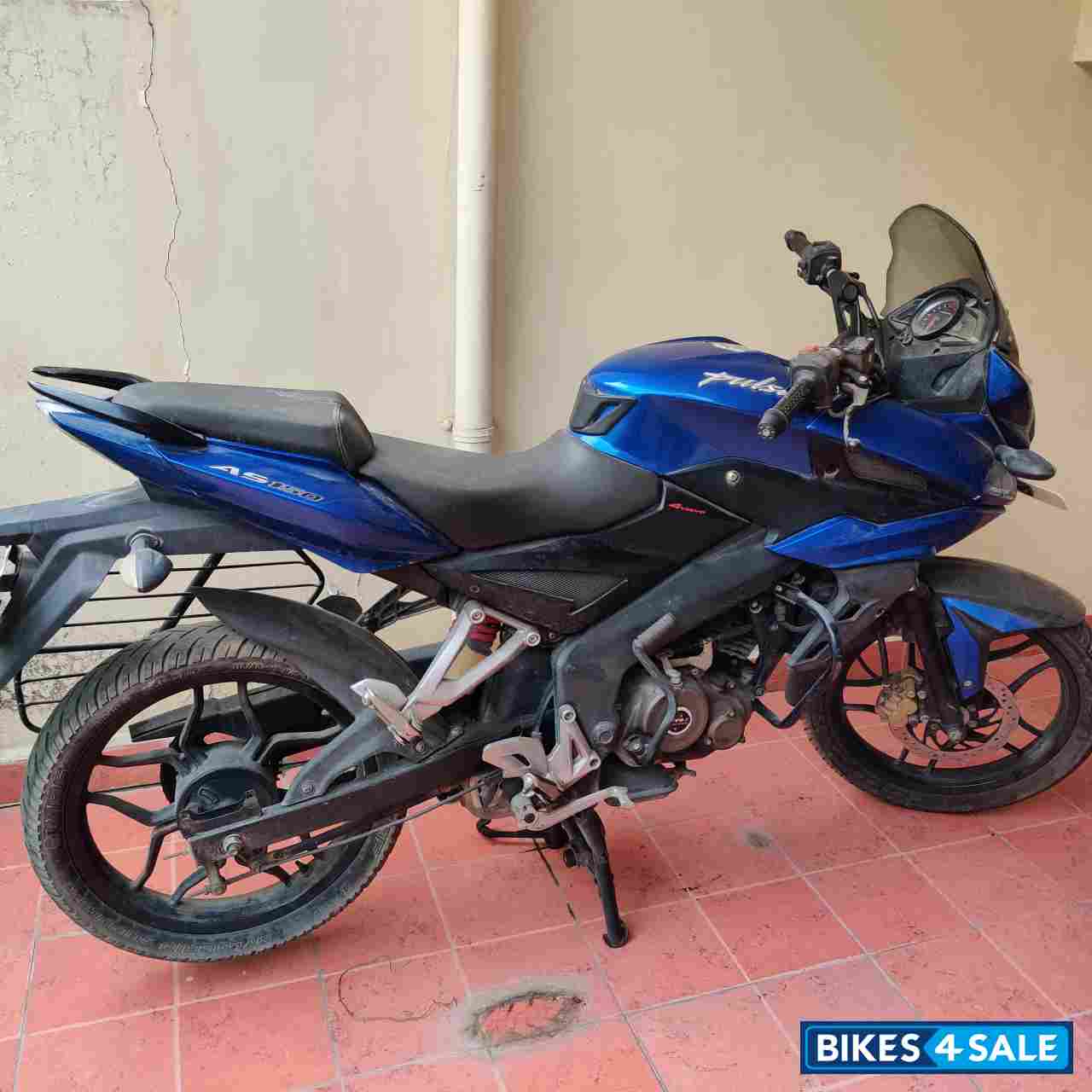 Blue Bajaj Pulsar AS 150