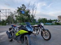 Black Royal Enfield Bullet Standard 350