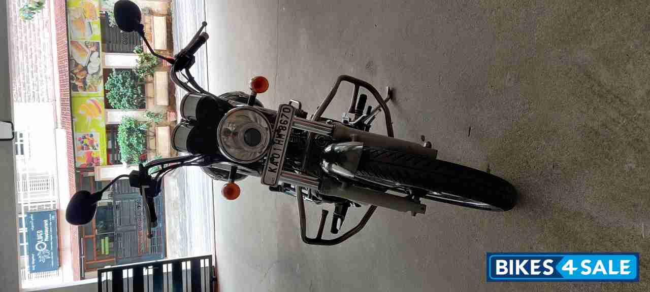 Lightning Green Royal Enfield Thunderbird 350 Lightning Green Royal Enfield Thunderbird 350