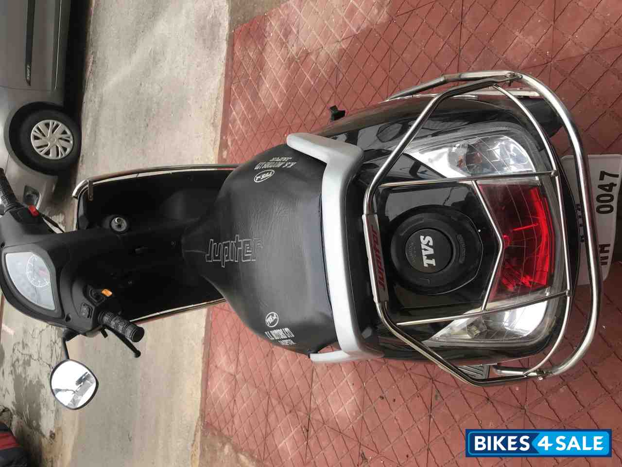 Black TVS Jupiter Black TVS Jupiter