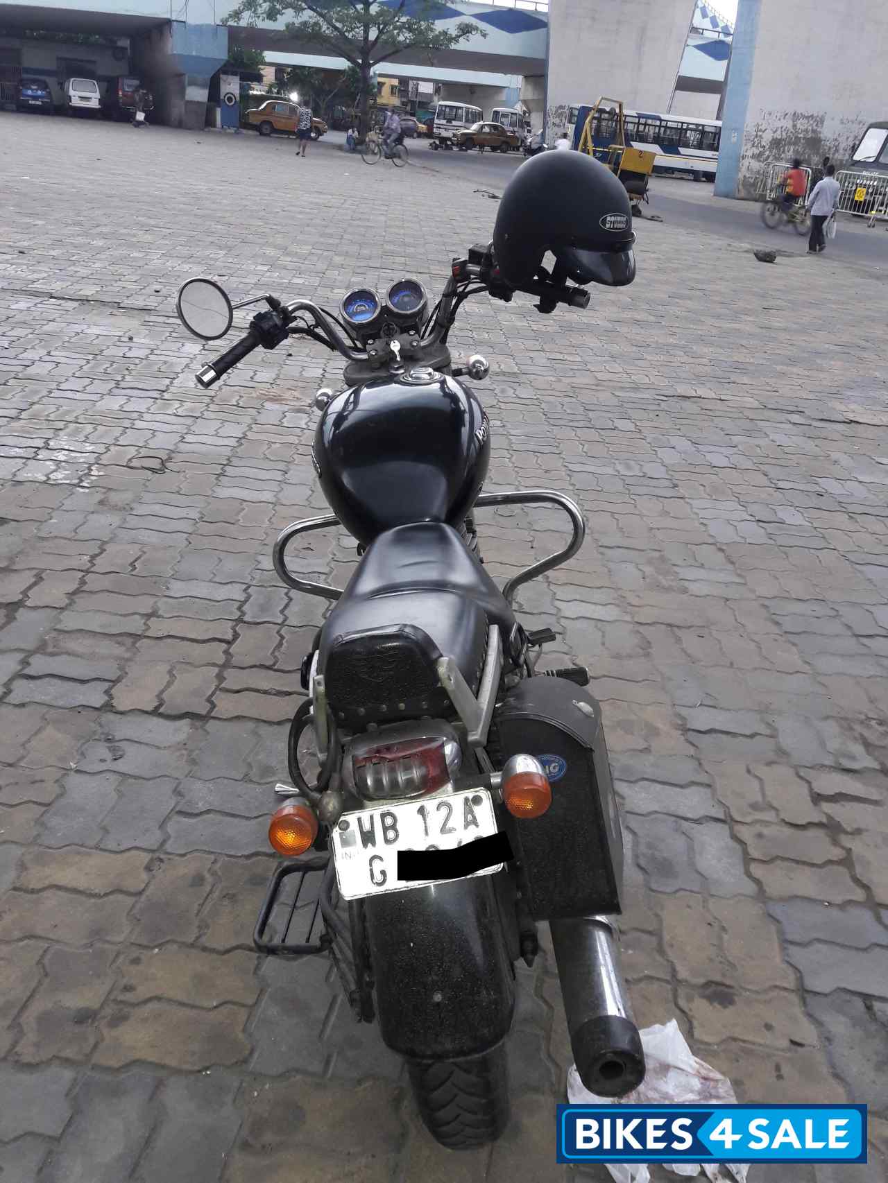 Royal Enfield Thunderbird TwinSpark 350 Royal Enfield Thunderbird TwinSpark 350