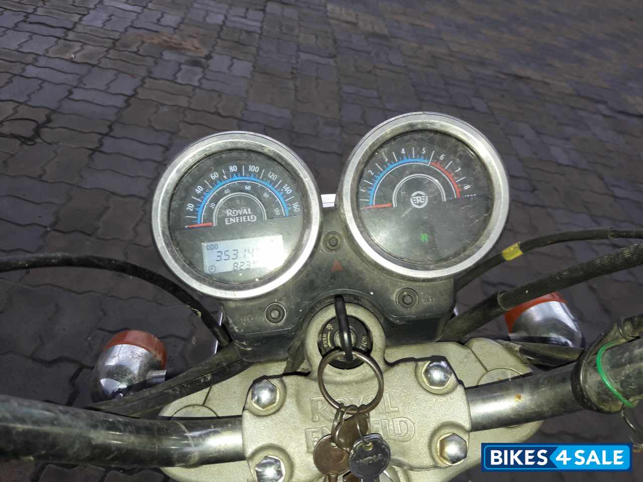 Royal Enfield Thunderbird TwinSpark 350 Royal Enfield Thunderbird TwinSpark 350