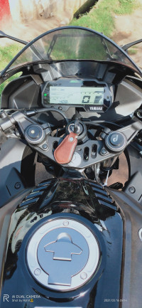 Black Yamaha YZF R15 V3 BS6