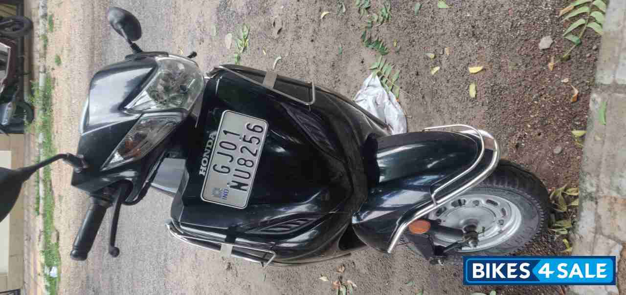 Black Honda Activa 4G