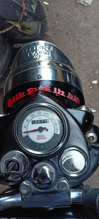 Black Royal Enfield Classic 350 BS VI