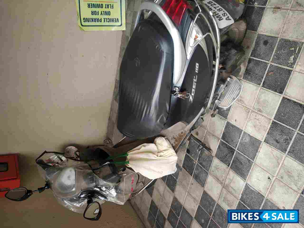 Black TVS Scooty Zest 110 BS6