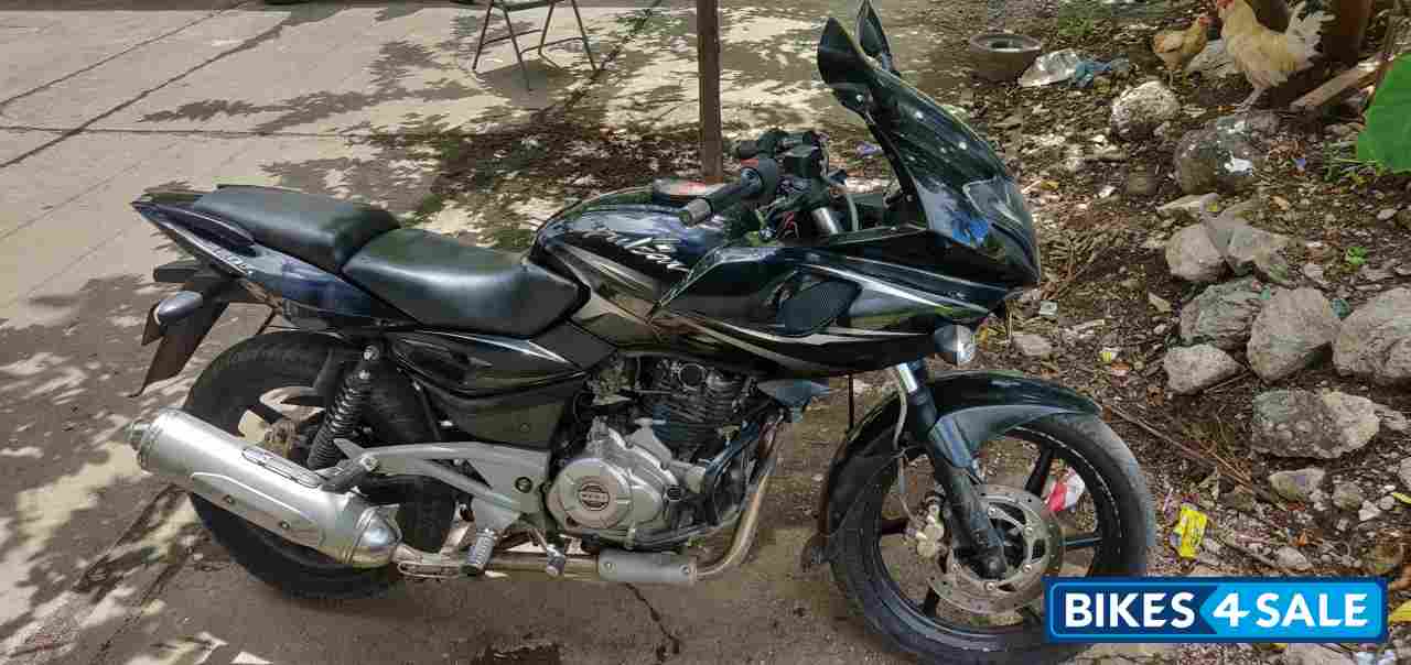 Bajaj Pulsar 220 DTSFi