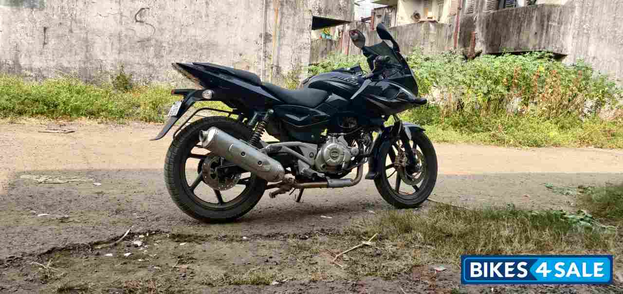 Bajaj Pulsar 220 DTSFi