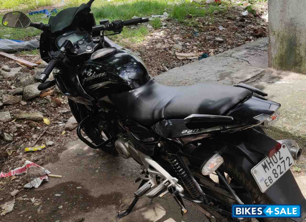 Bajaj Pulsar 220 DTSFi