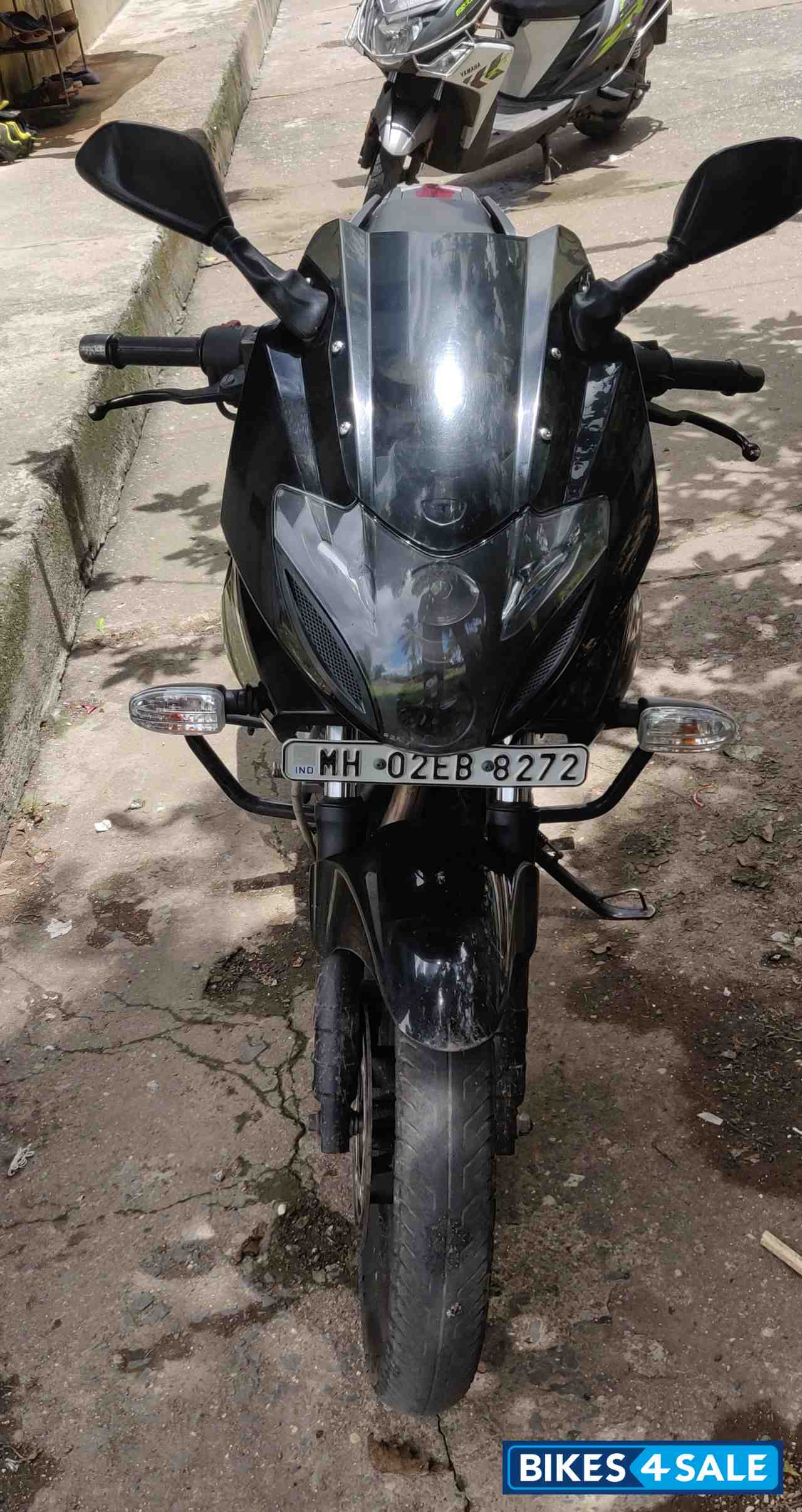 Bajaj Pulsar 220 DTSFi