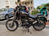 Lighting Royal Enfield Thunderbird 350