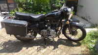 Black Royal Enfield Bullet Standard 350