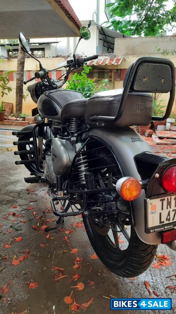 Gunmetal Grey Royal Enfield Classic 350 Dual Channel BS6