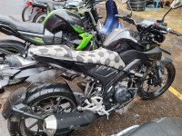 Black Yamaha MT-15