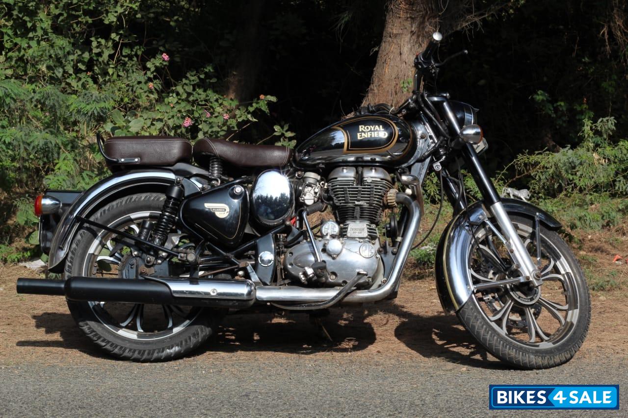 Royal Enfield Classic 500