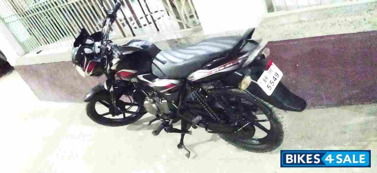 Black & Red Bajaj Discover 100 DTS-Si