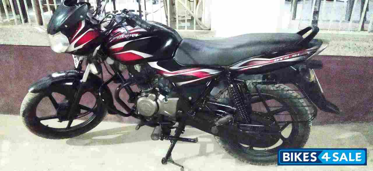 Black & Red Bajaj Discover 100 DTS-Si