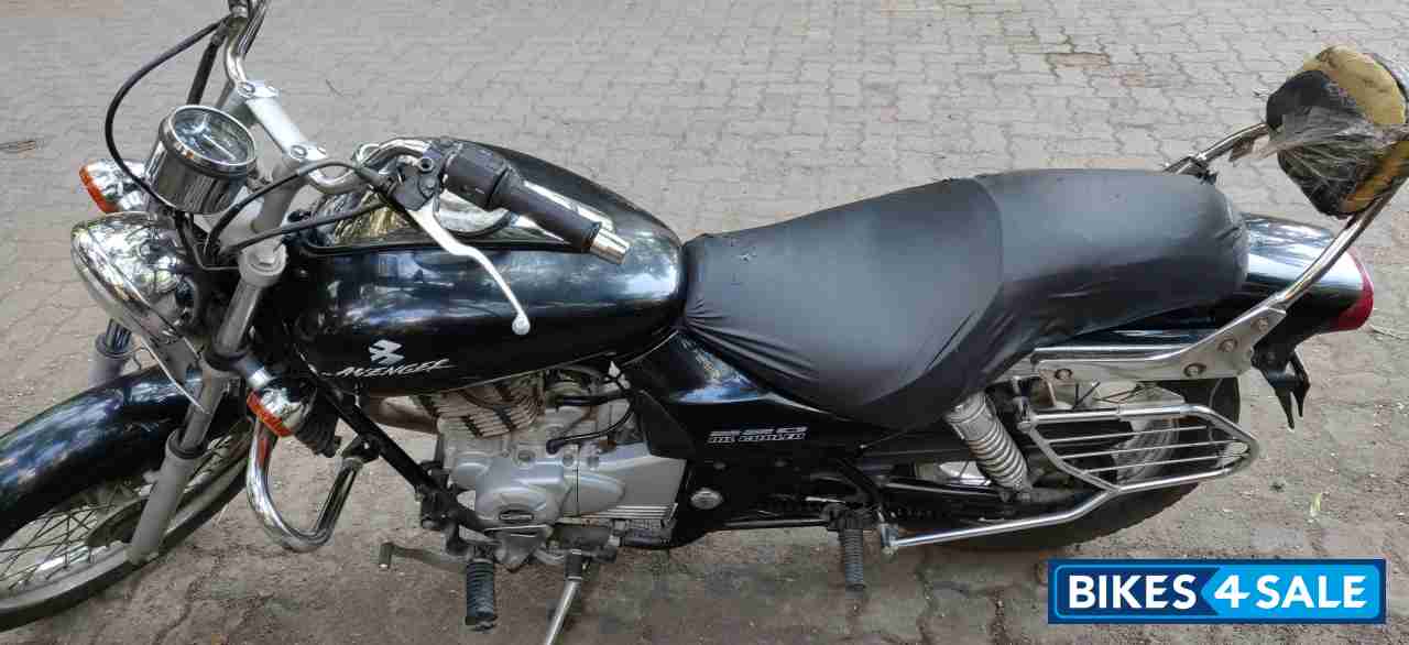 Bajaj Avenger 220 DTS-i