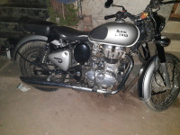Metallic Grey Royal Enfield Classic Gunmetal Grey