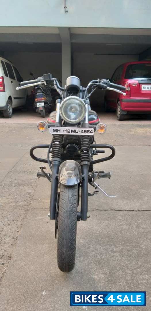 Mat Black Bajaj Avenger Street 220