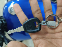 Superi Blue Harley Davidson Street 750