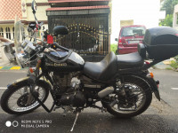 Black Royal Enfield Thunderbird 350