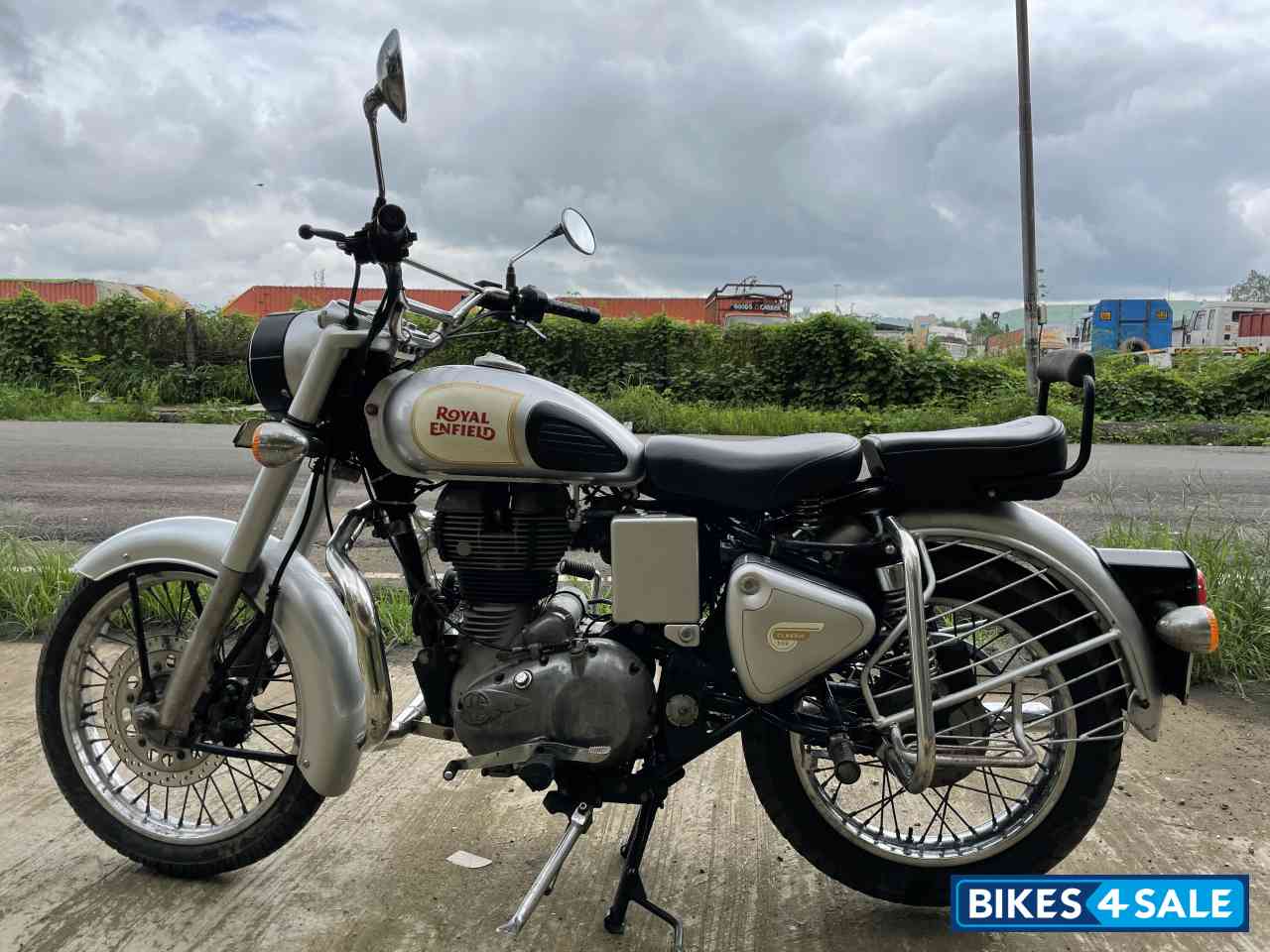 Royal Enfield Classic 350