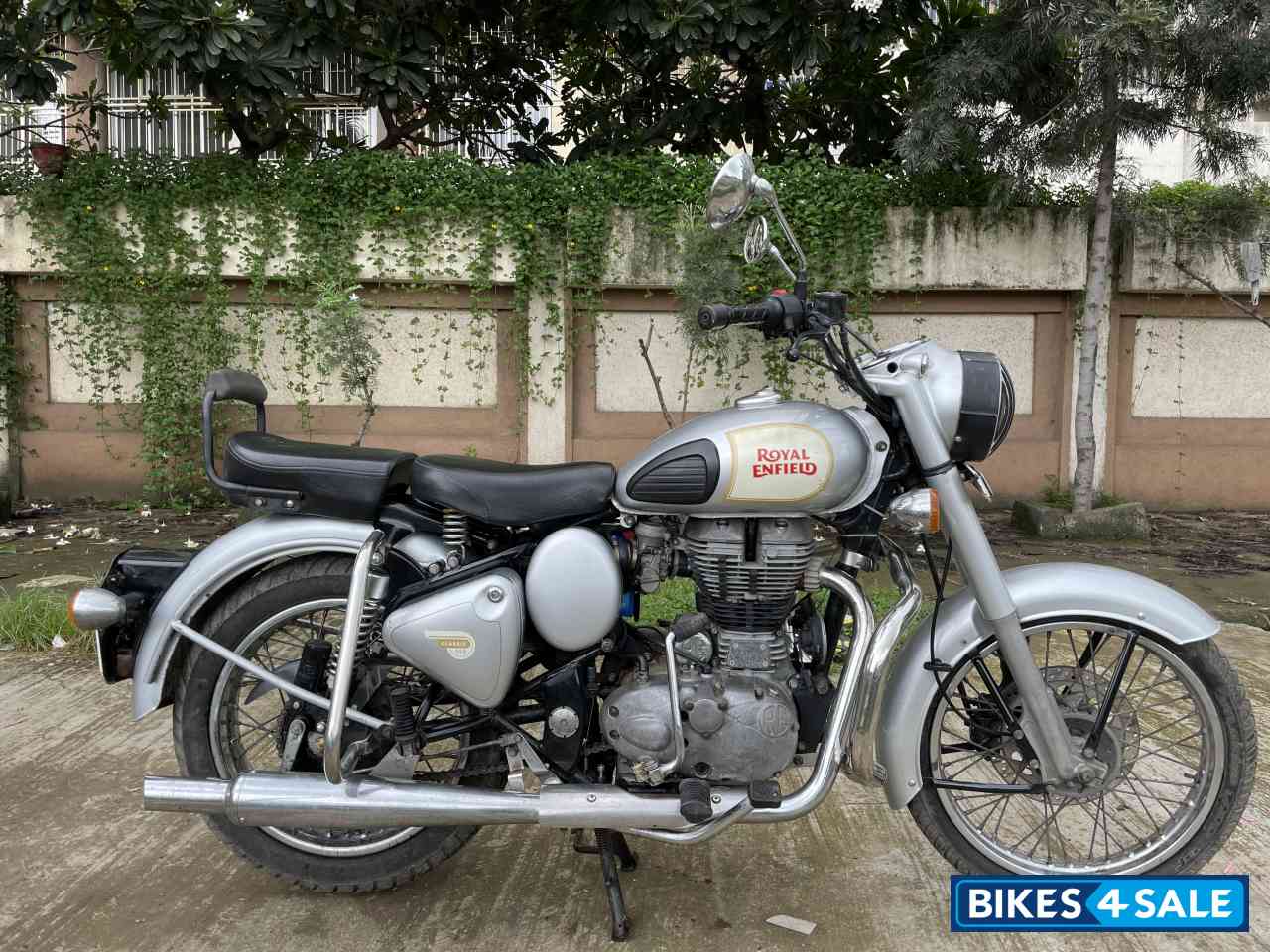 Royal Enfield Classic 350