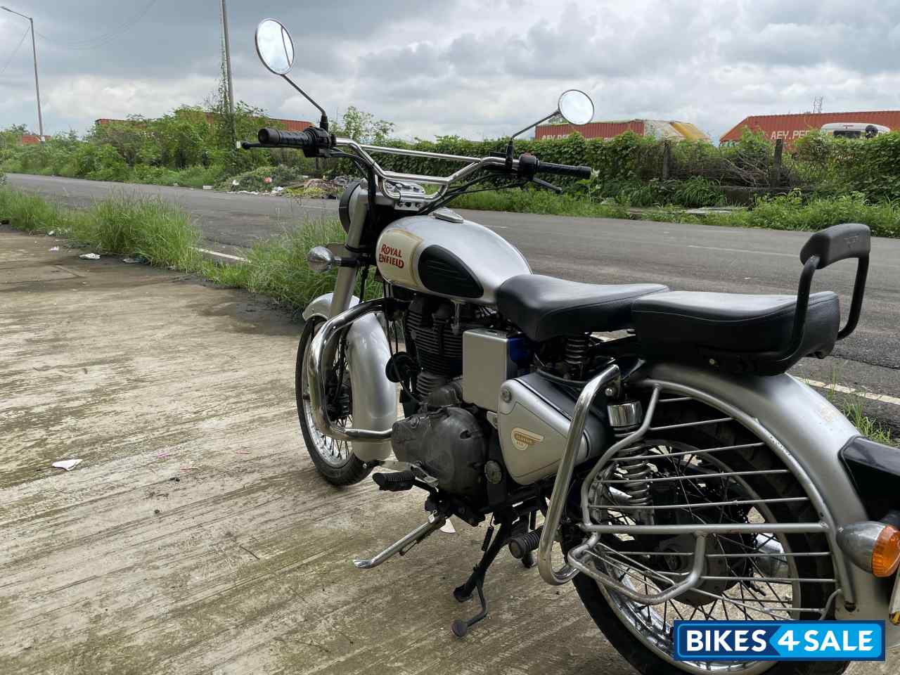 Royal Enfield Classic 350