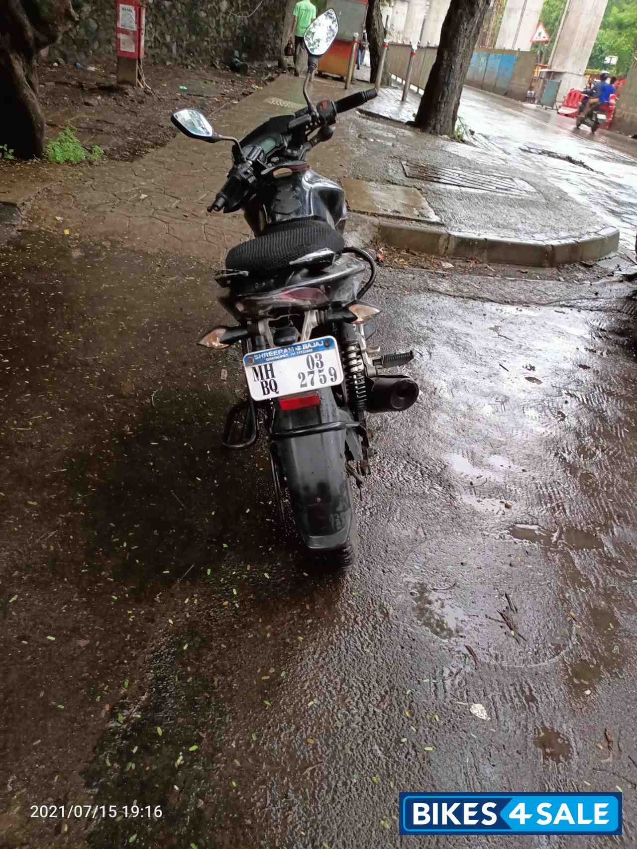 Bajaj Pulsar 135LS