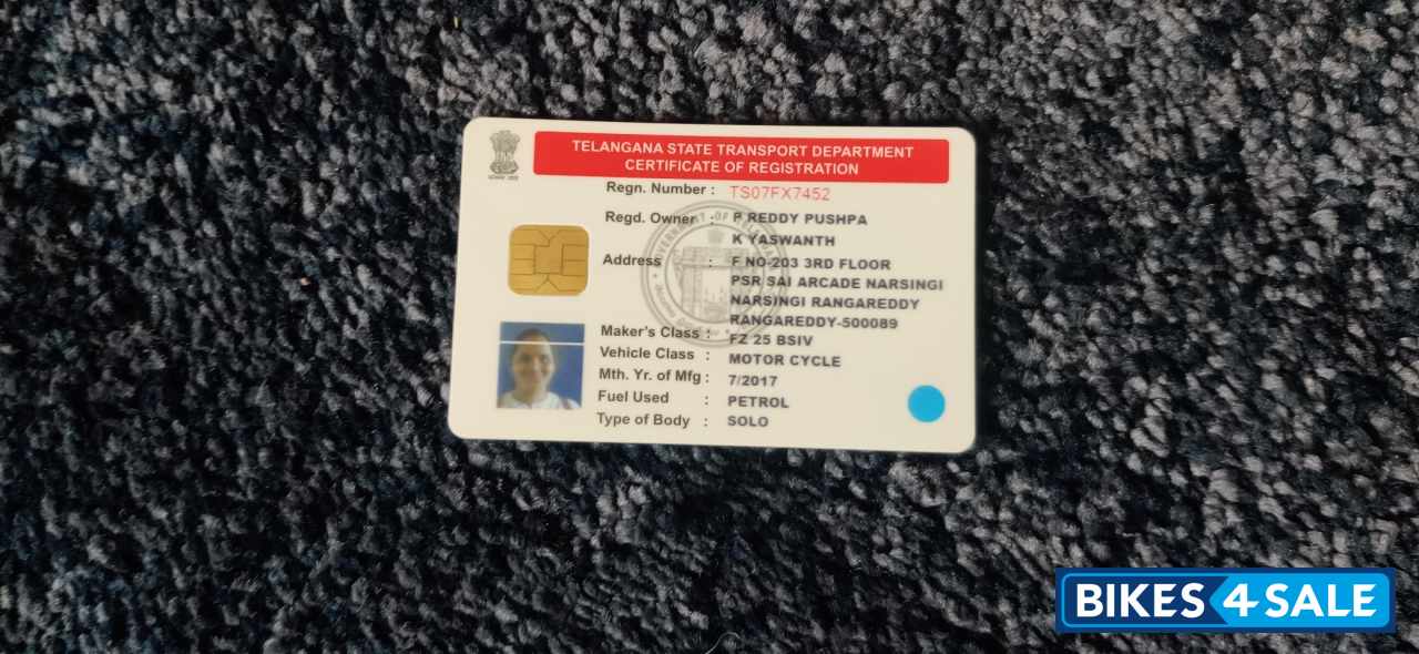 Blue Yamaha FZ25 Blue Yamaha FZ25