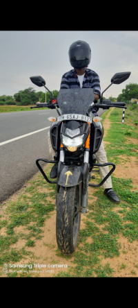 Met Black Yamaha FZ-S FI V3