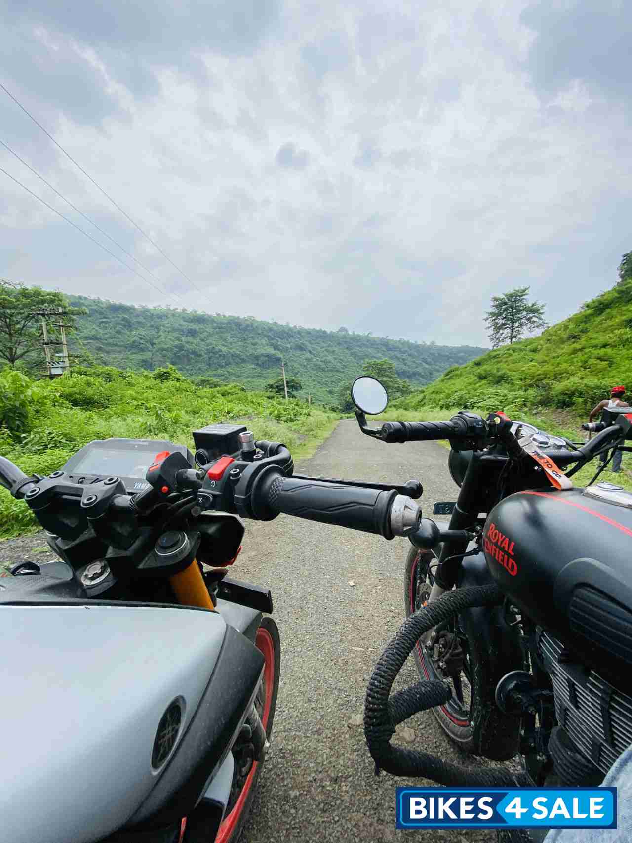 Royal Enfield Classic Stealth Black Royal Enfield Classic Stealth Black