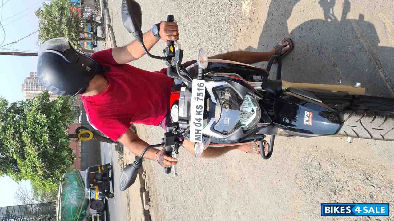 TVS Apache RTR 200 4V ABS