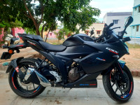 Black Suzuki Gixxer SF 250